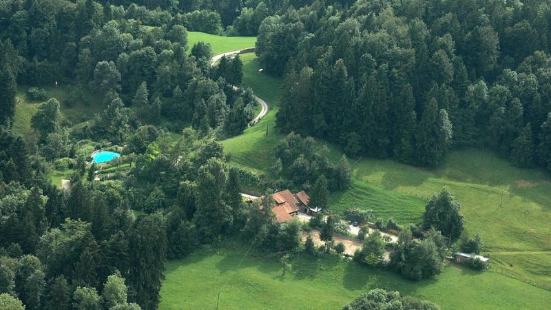 File:Sitzberg Switzerland.jpg